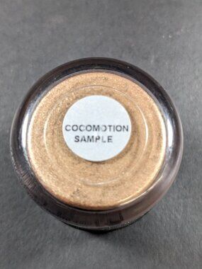 NEW MAC Cocomotion 7.5g Pigment